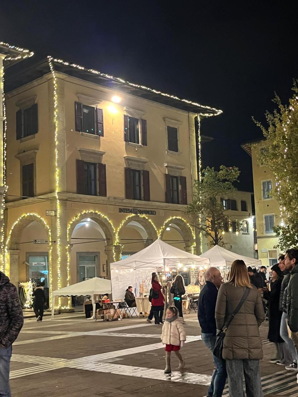 Piazza Arnolfo 1932 Apartment กอลเลวัลเดลซา ภายนอก รูปภาพ